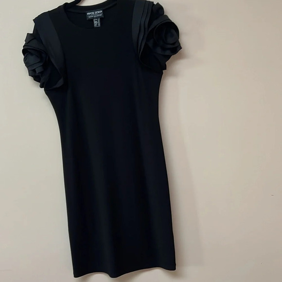 Frank Lyman Black Fluttered Ruffles Floral  sleeves cocktail Lycra dress Sz 8 - Picture 3 of 15